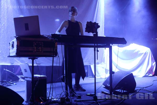 KELLY MORAN - 2019-06-06 - PARIS - Cabaret Sauvage - 